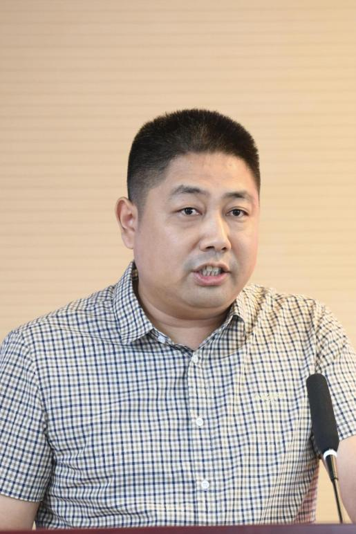 （中国通信工业协会互联网影视传媒管理办公室常务副主任、yl23411永利校友企业家联盟副秘书长 卢建军）